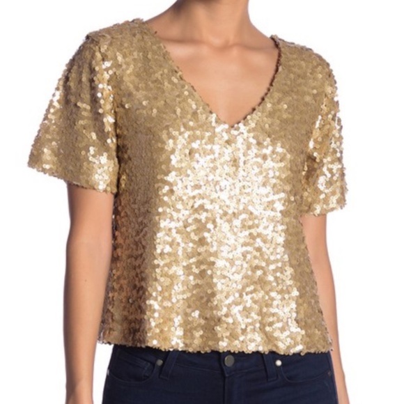 Socialite Sequin Gold Boxy V-Neck Top - Picture 2 of 12